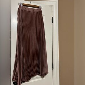 Modest Pleated maxi skirt